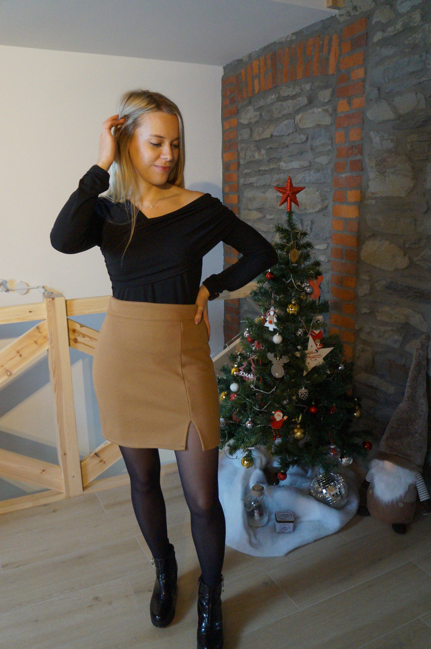 Top Angela