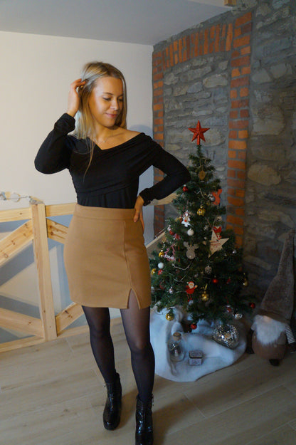 Top Angela