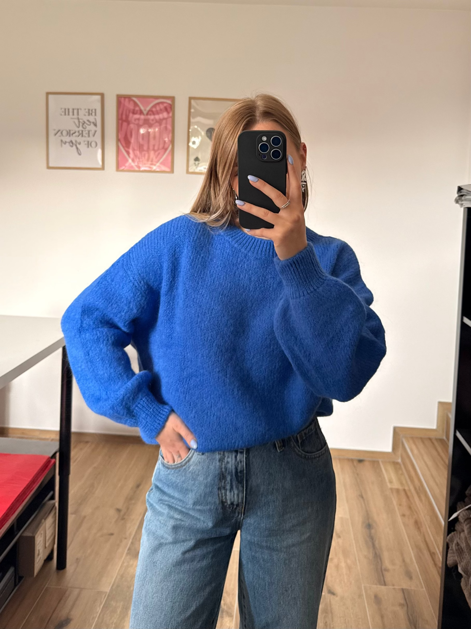 Pull bleu 