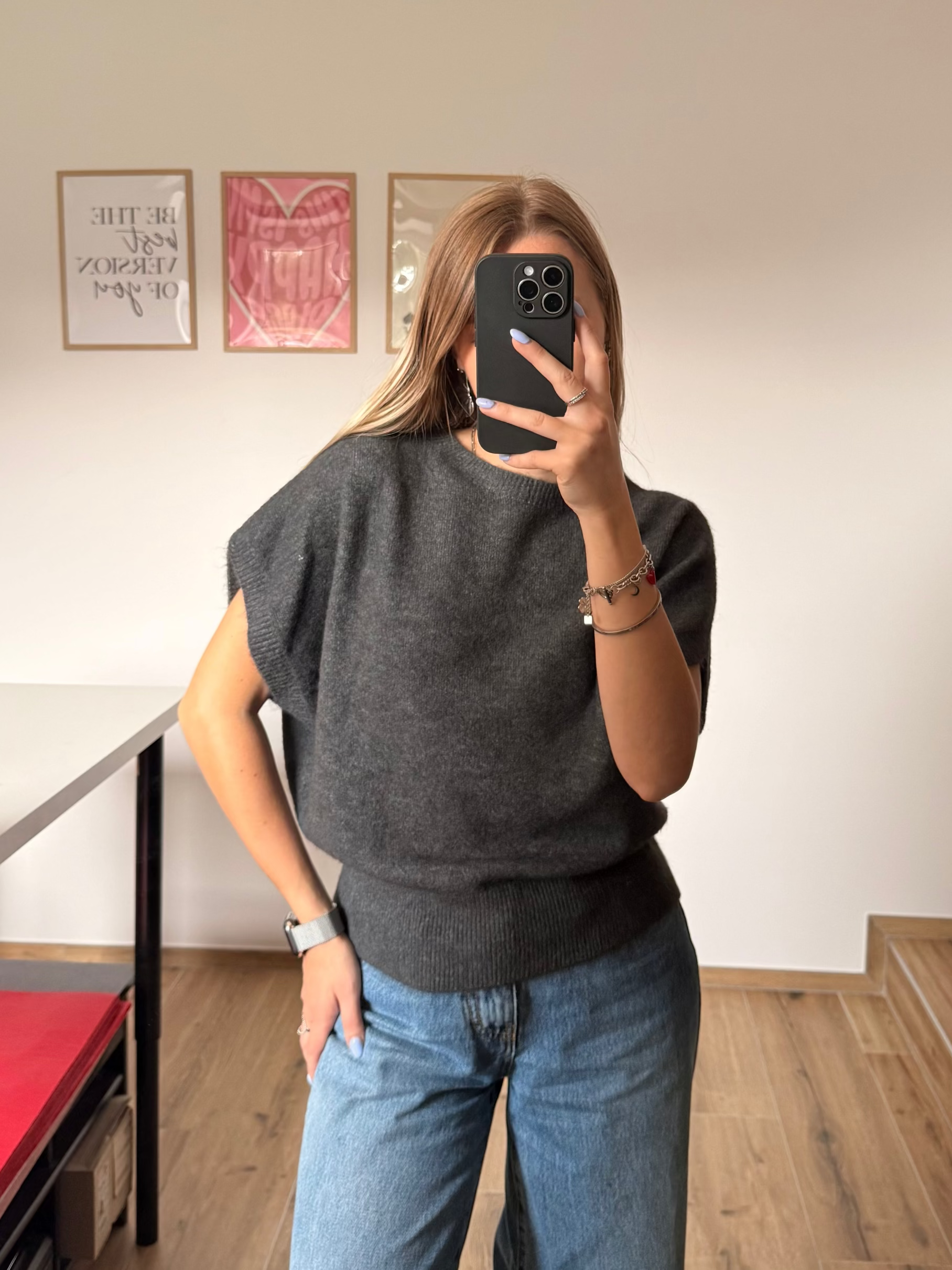 Pull chauve souris gris 
