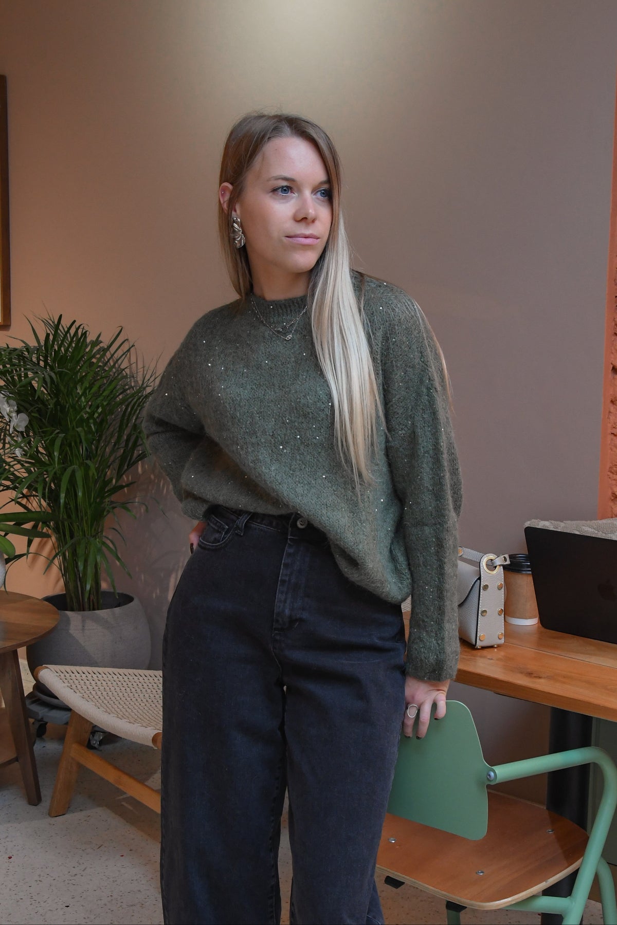 Pull vert paillettes 