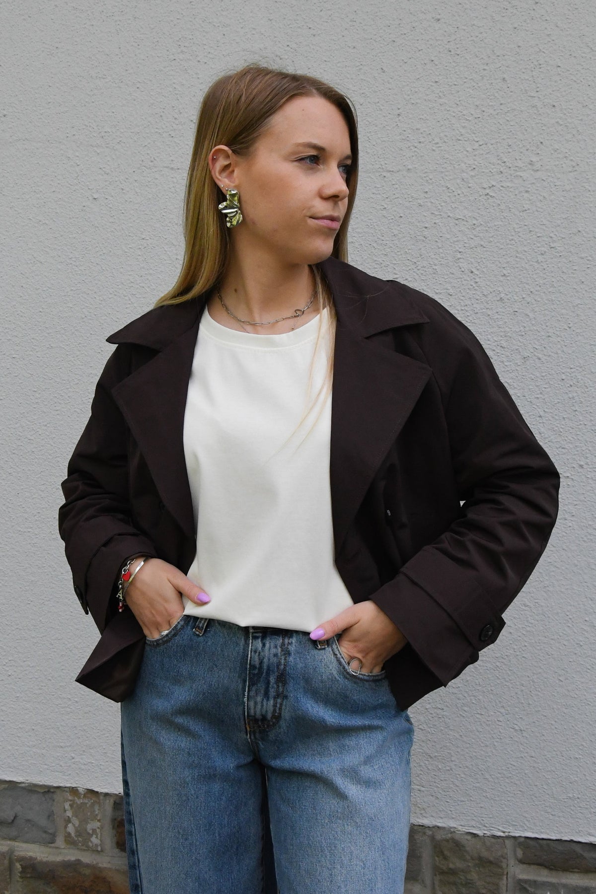 Trench court marron