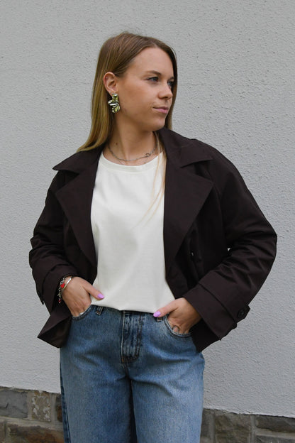 Trench court marron