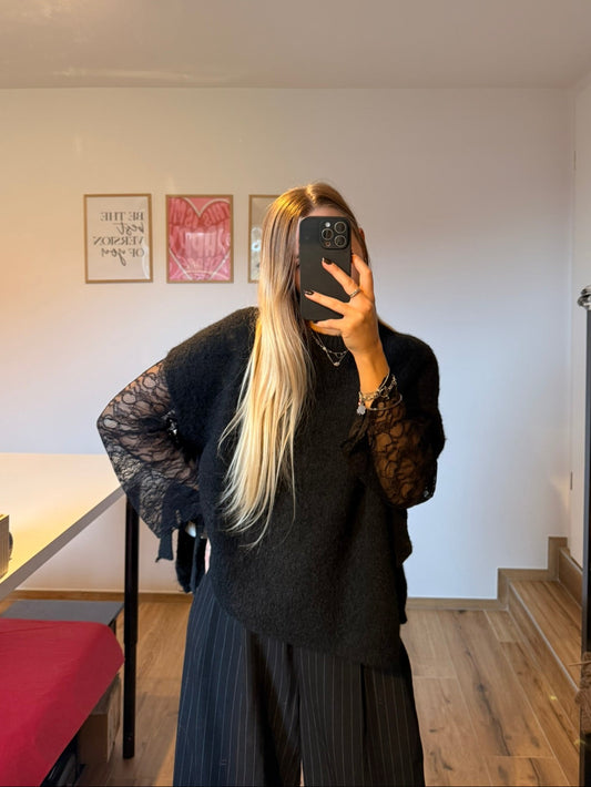 pull noir sans manches